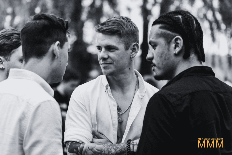 Bi curious men