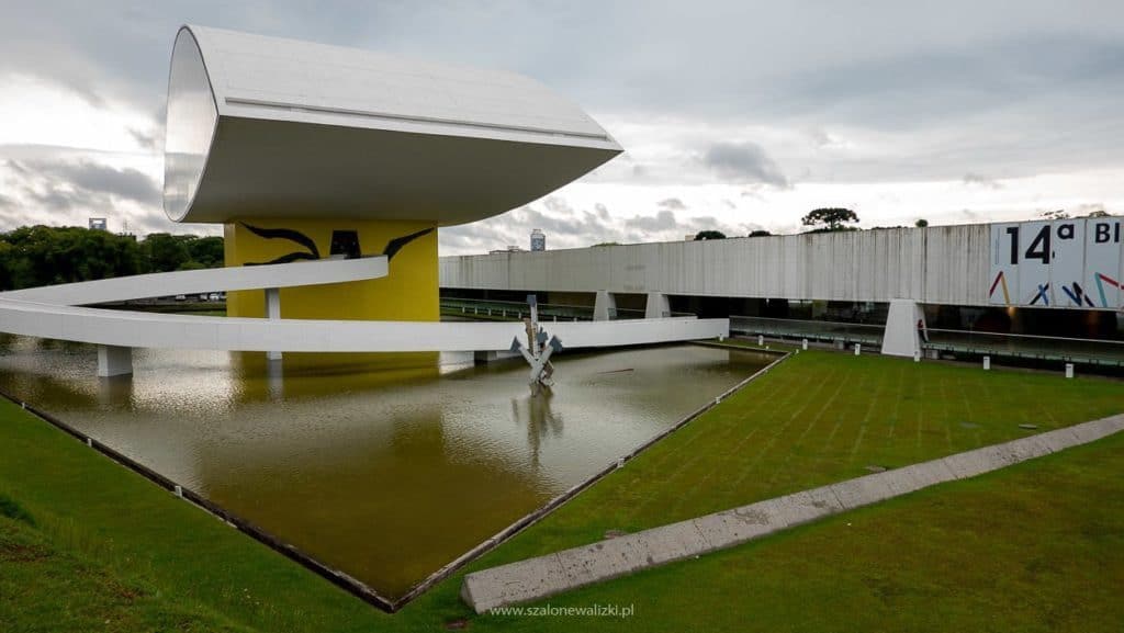 muzeum oscara niemeyera