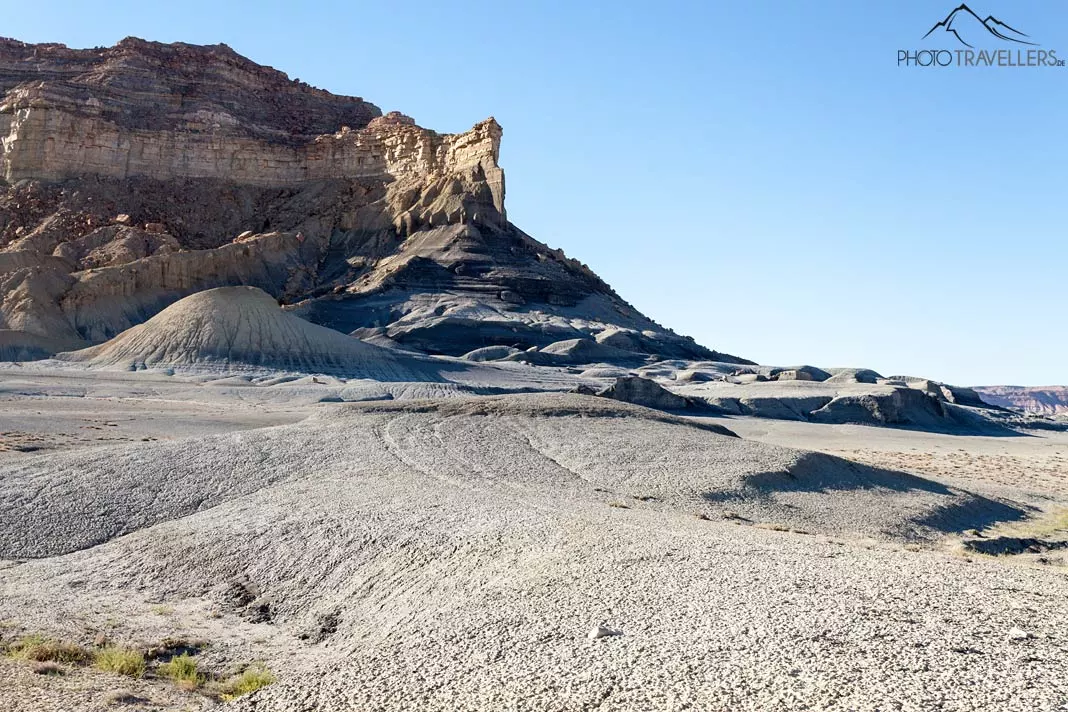 Schroffe Felsformationen in den Badlands von Utah