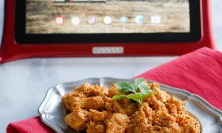 Poulet au curry et noix de coco