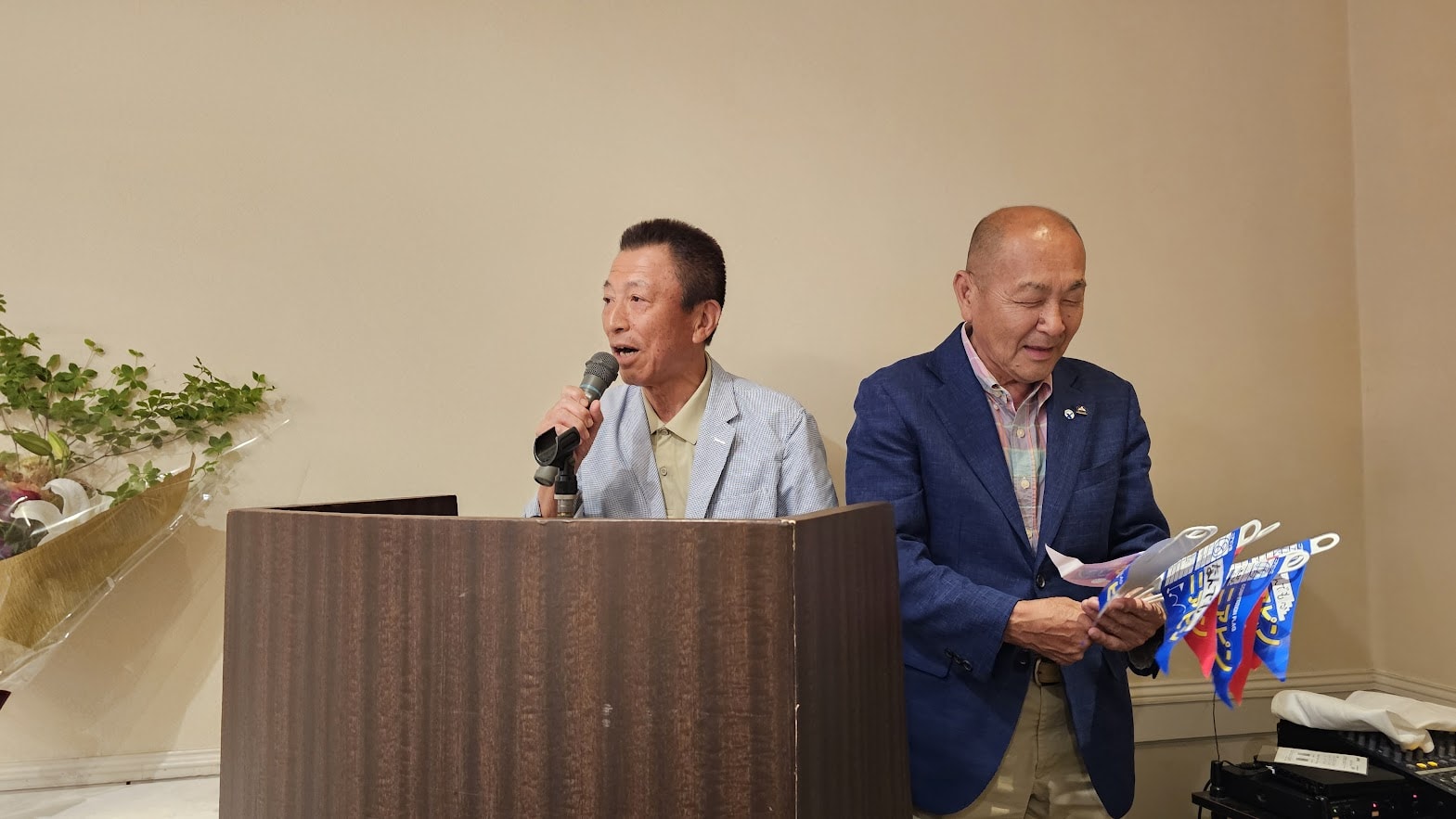 ホールインワン記念祝賀会 3 ホールインワン記念祝賀会