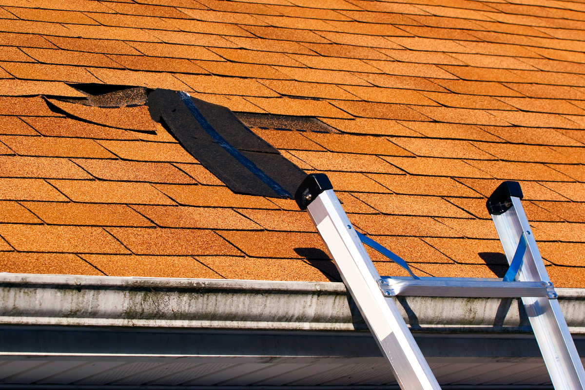 How Much Wind Can a Roof Withstand During a Storm