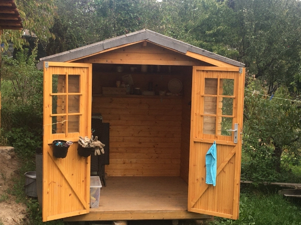 Hodinový manžel Praha a okolí - dobrejmanzel.cz - Stavba zahradního domku