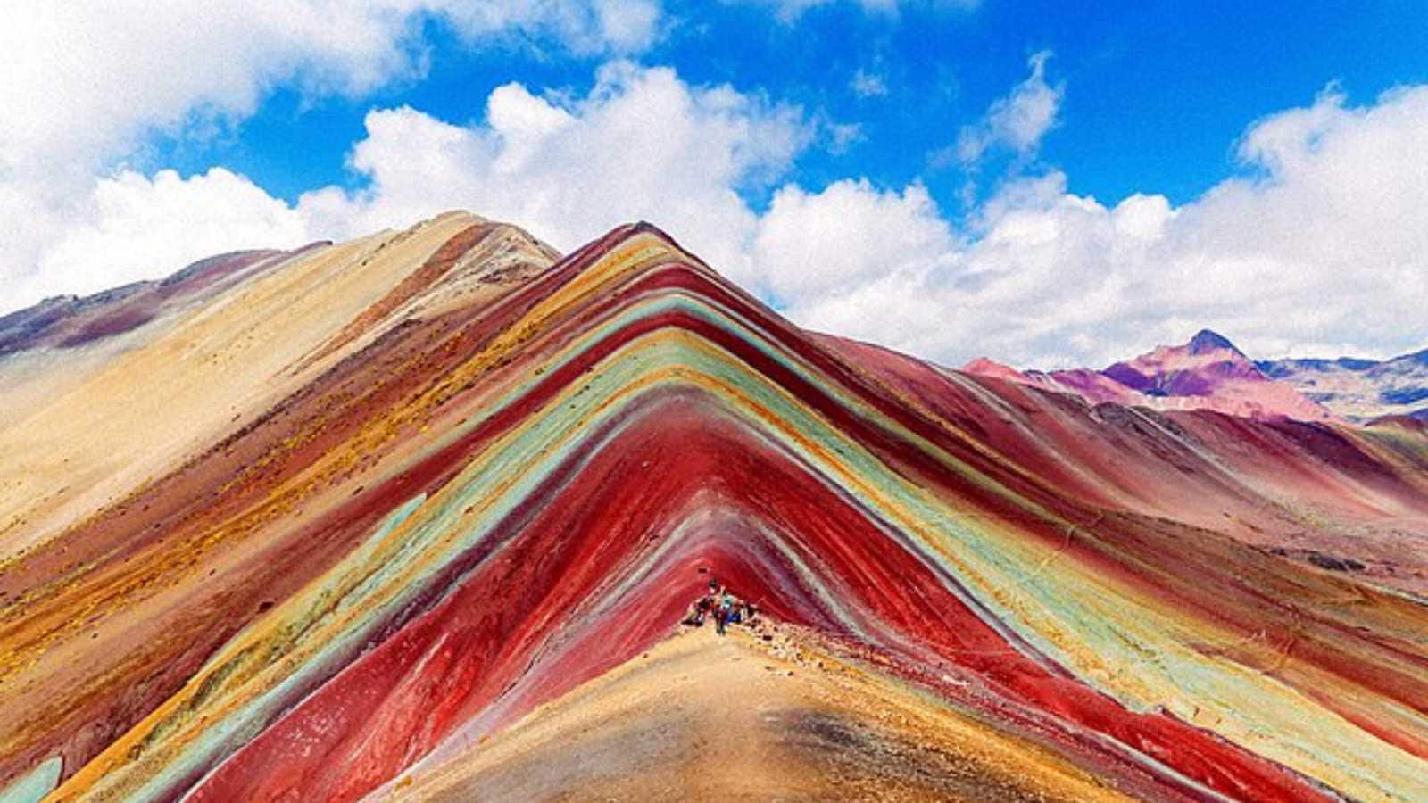 Stunning Photos of the World’s Most Colorful Natural Wonders