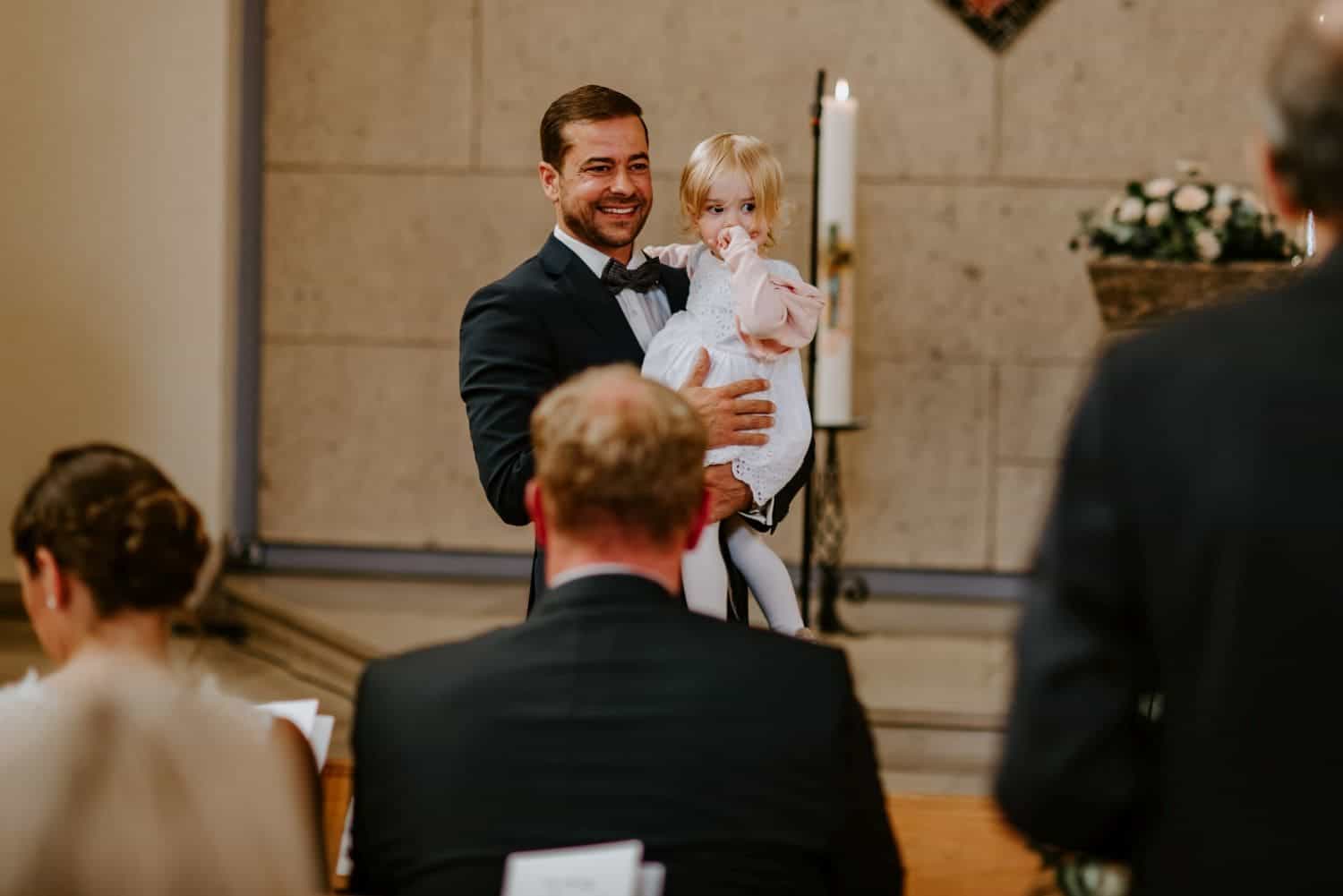 005 Hochzeitsfotograf Köln Adenbachhütte Hochzeit Adenbachhütte Hochzeit NRW Martin Luther Kirche Neuenahr Köln Bad Neuenahr Boho Vintage Hippie Elopement Vera Prinz 005 Hochzeitsfotograf Köln Adenbachhütte Hochzeit Adenbachhütte Hochzeit NRW Martin Luther Kirche Neuenahr Köln Bad Neuenahr Boho Vintage Hippie Elopement Vera Prinz
