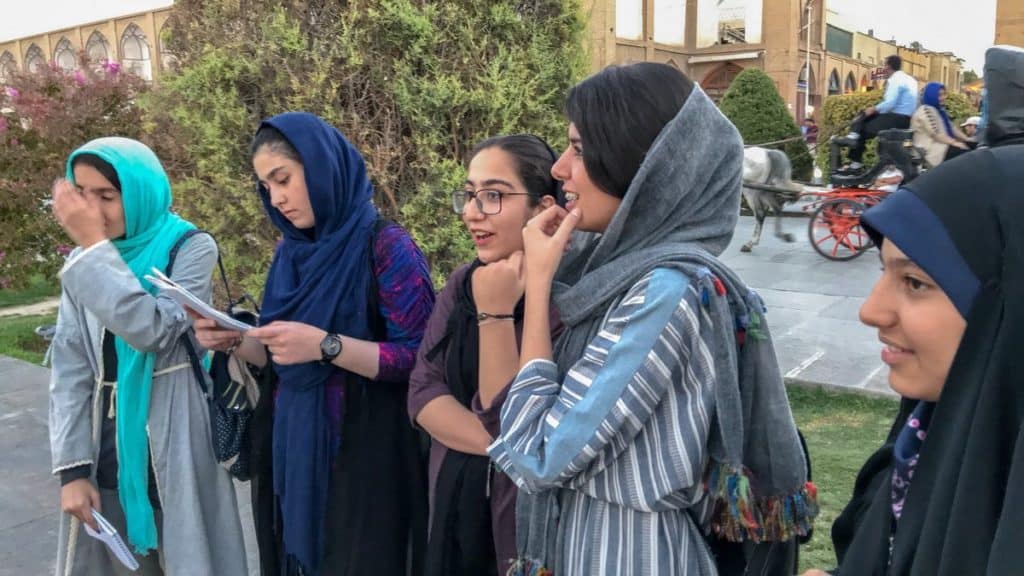 irańskie kobiety w shirazie
