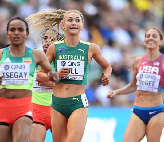 Hull, Hall, Caldwell and Spencer Progress Automatically: Budapest 1500m Heats