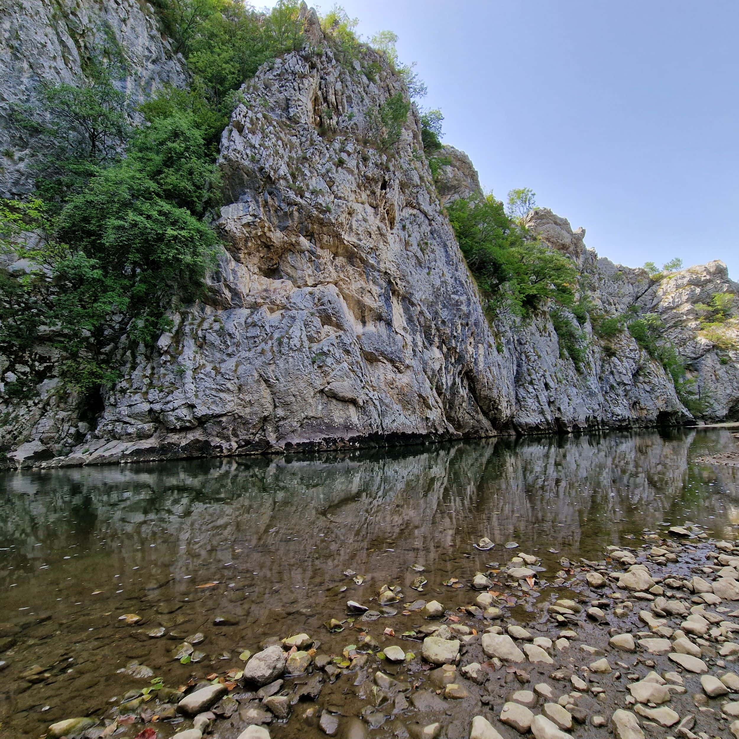 Cheile Nerei - plaja Acapulco