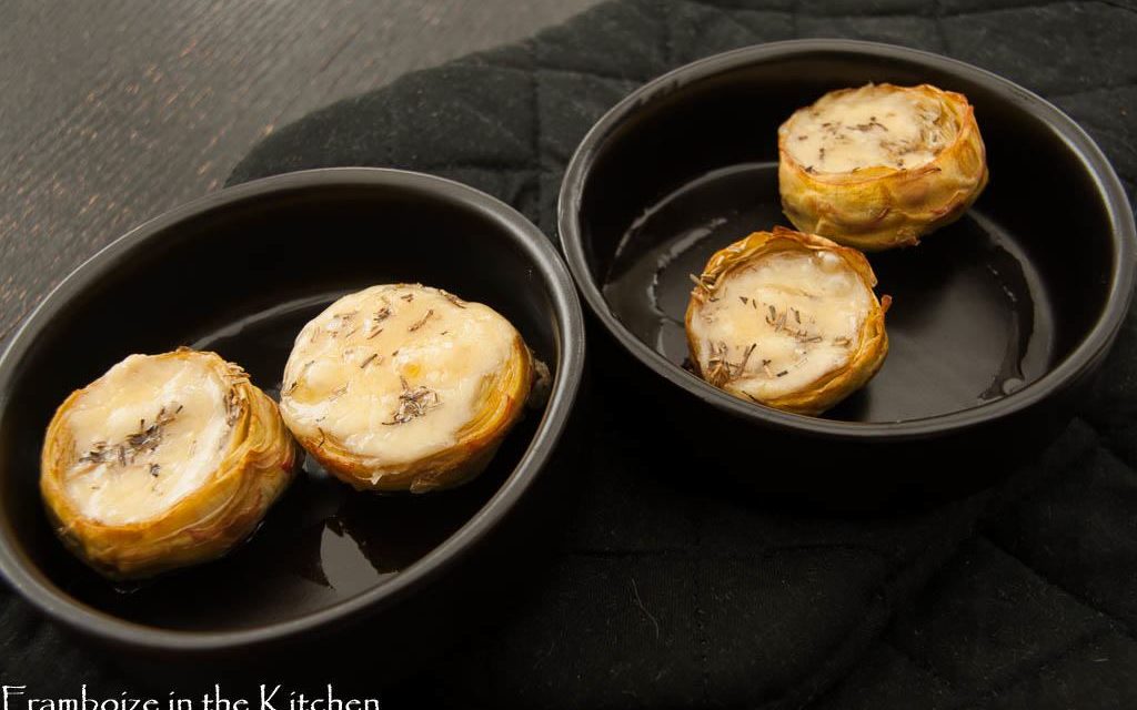 Cœur d’artichaut et chèvre chaud