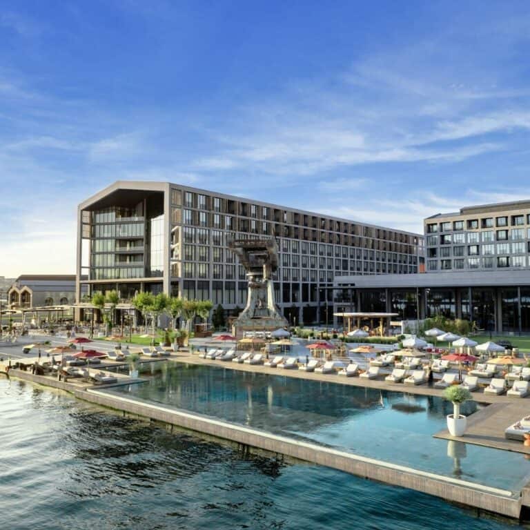 Rixos Tersane Istanbul – Luxury Born from the Memory of Empire