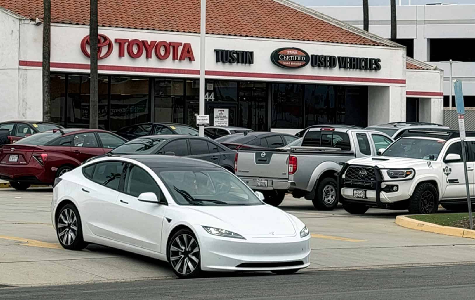 used car dealership