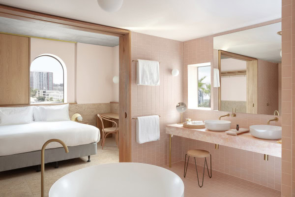 Calile Hotel Room