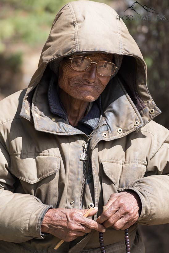 Ein alter Mann in Nepal