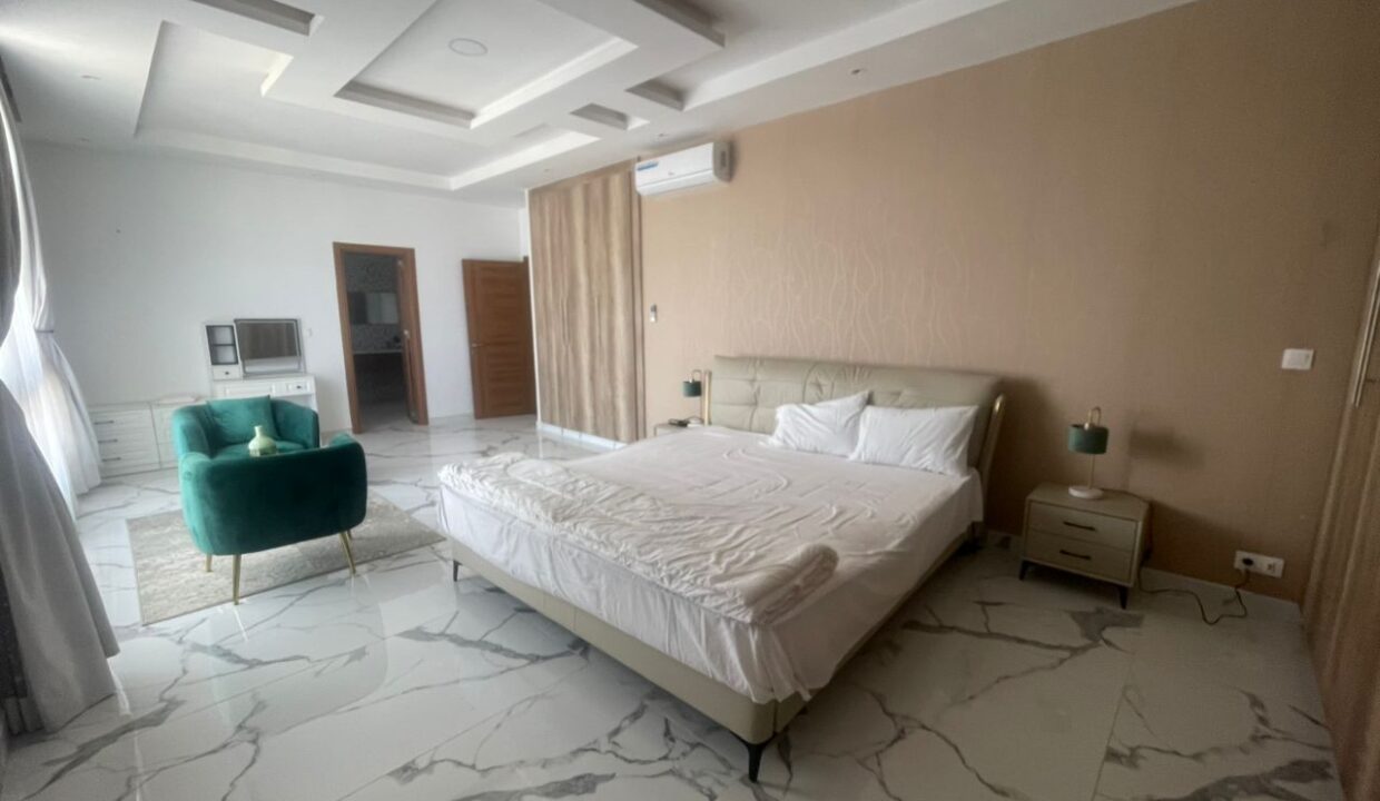 WhatsApp Image 2025-02-06 at 18.32.32