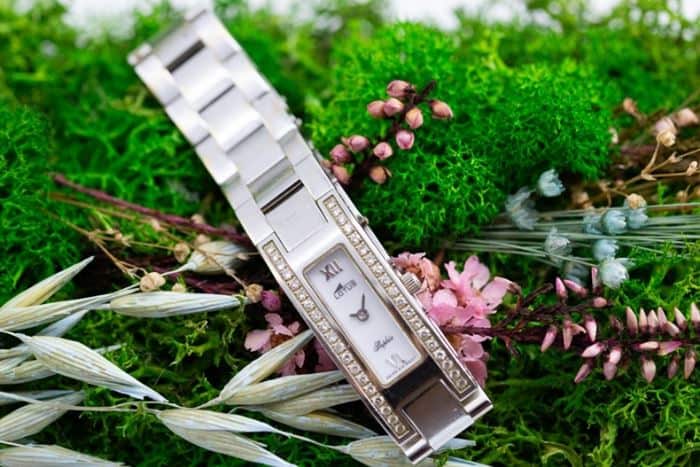 El Monte La Caja de Canarias Subasta septiembre 2023 - Reloj oro blanco señora Lotus