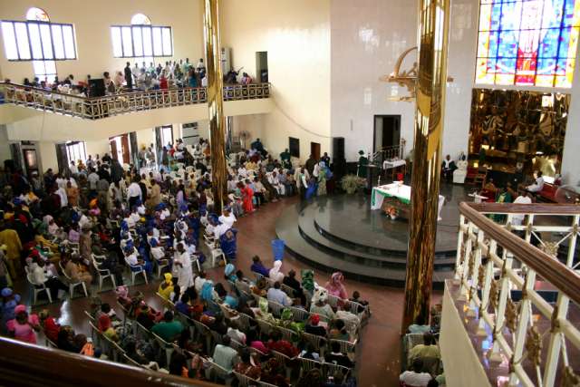 nigeria-church. Easter Traditions in Africa