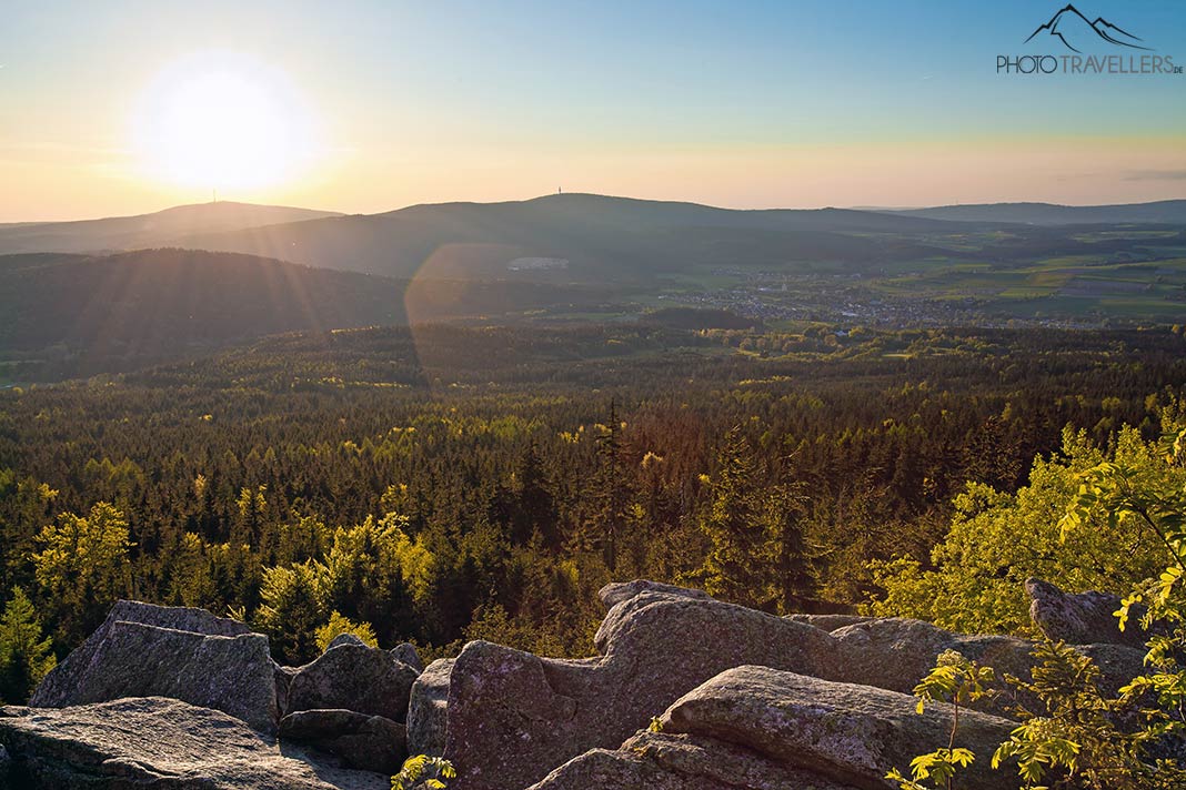 Blick auf den Schneeberg im Fichtelgebirge