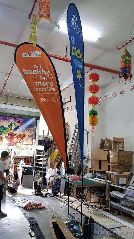 4.6m teardrop banner - Active Orange.jpg