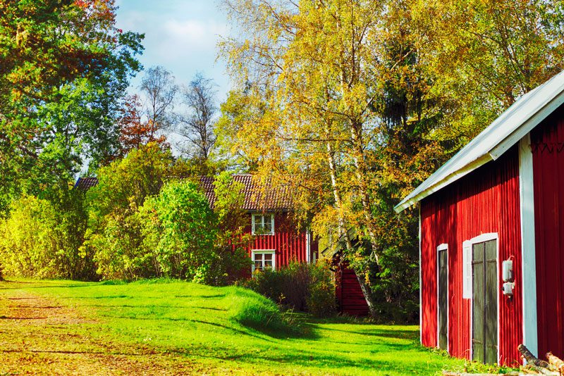 So wird es gemütlich: Holzfarben im skandinavischen Stil haus-schwedenrot