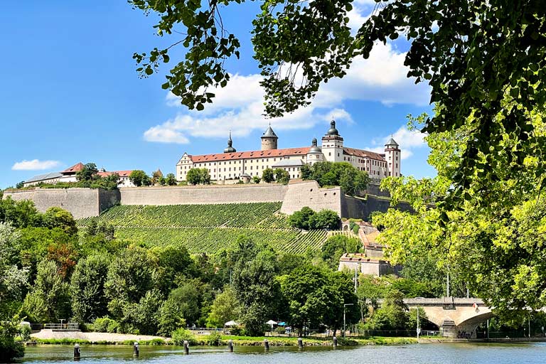 startseite-wuerzburg-sehenswuerdigkeiten Festung Marienberg in Würzburg