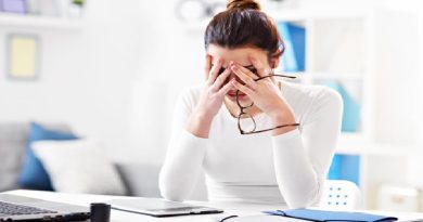 Tired Women - Living with Narcolepsy