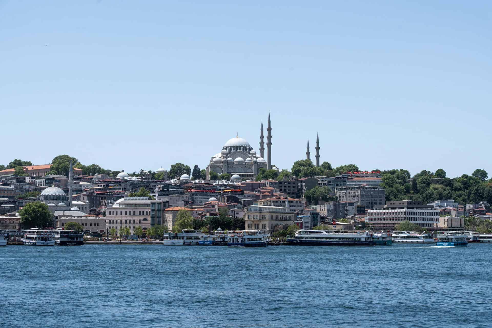Stadtansicht Istanbul Sehenswürdigkeiten  Stadtansicht Istanbul Sehenswürdigkeiten