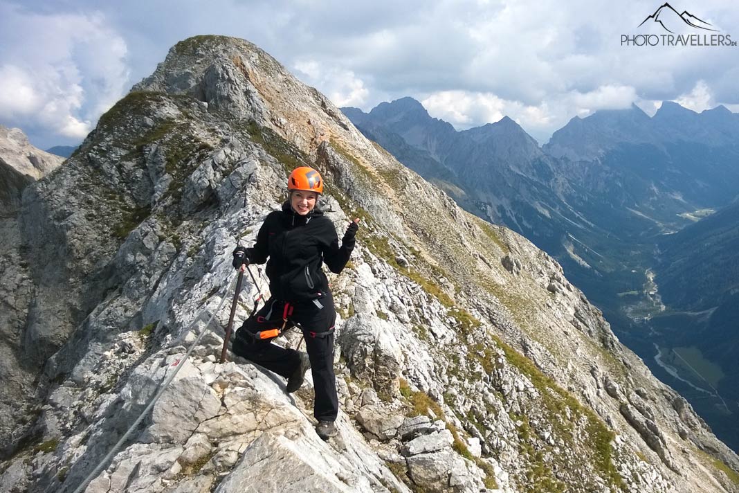 Reisebloggerin Biggi Bauer auf dem Mittenwalder Höhenweg