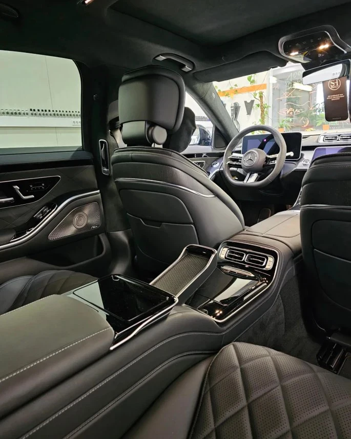 Inennraumreignigung-TopCar-Leder-Schwarz-Angepasst