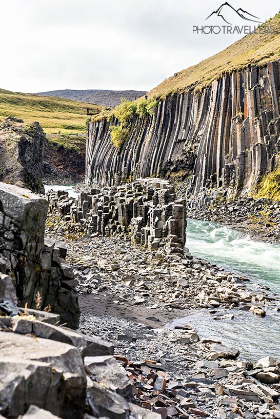 Basaltformationen rund um den Stuðlagil Canyon