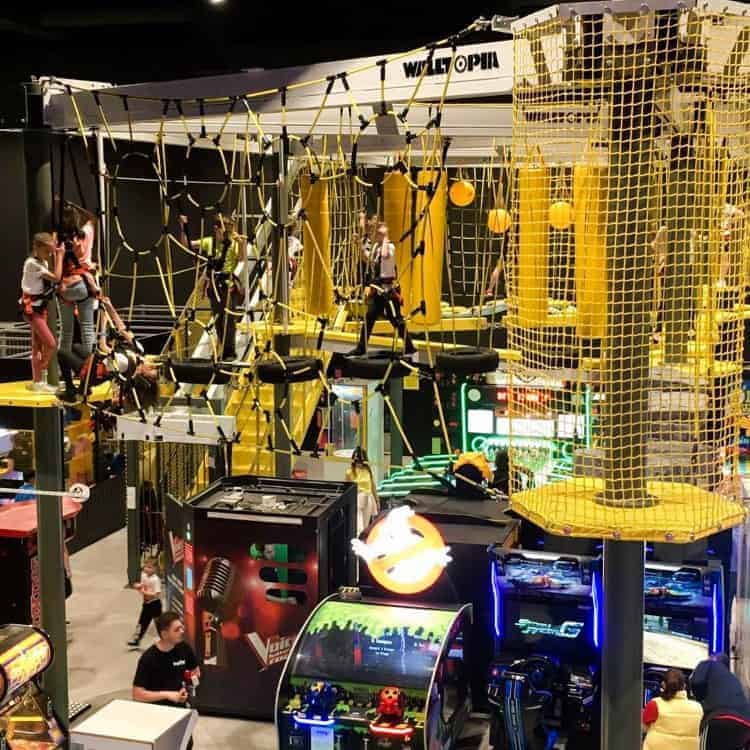 what to do with the child in Bucharest hype arena course