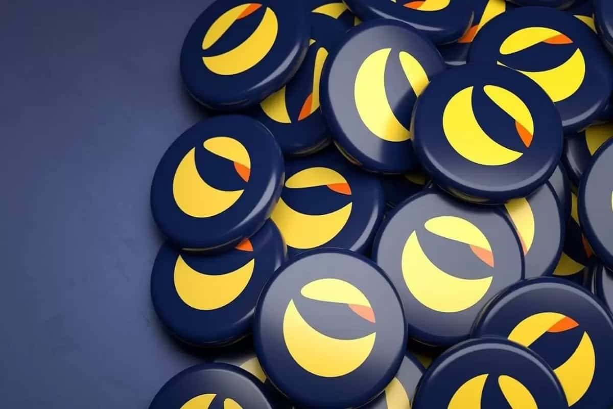 The proposal to "relaunch" the Terra blockchain by 99.99% will be accepted 1 9999 Terra blockchain hard fork proposal will be approved