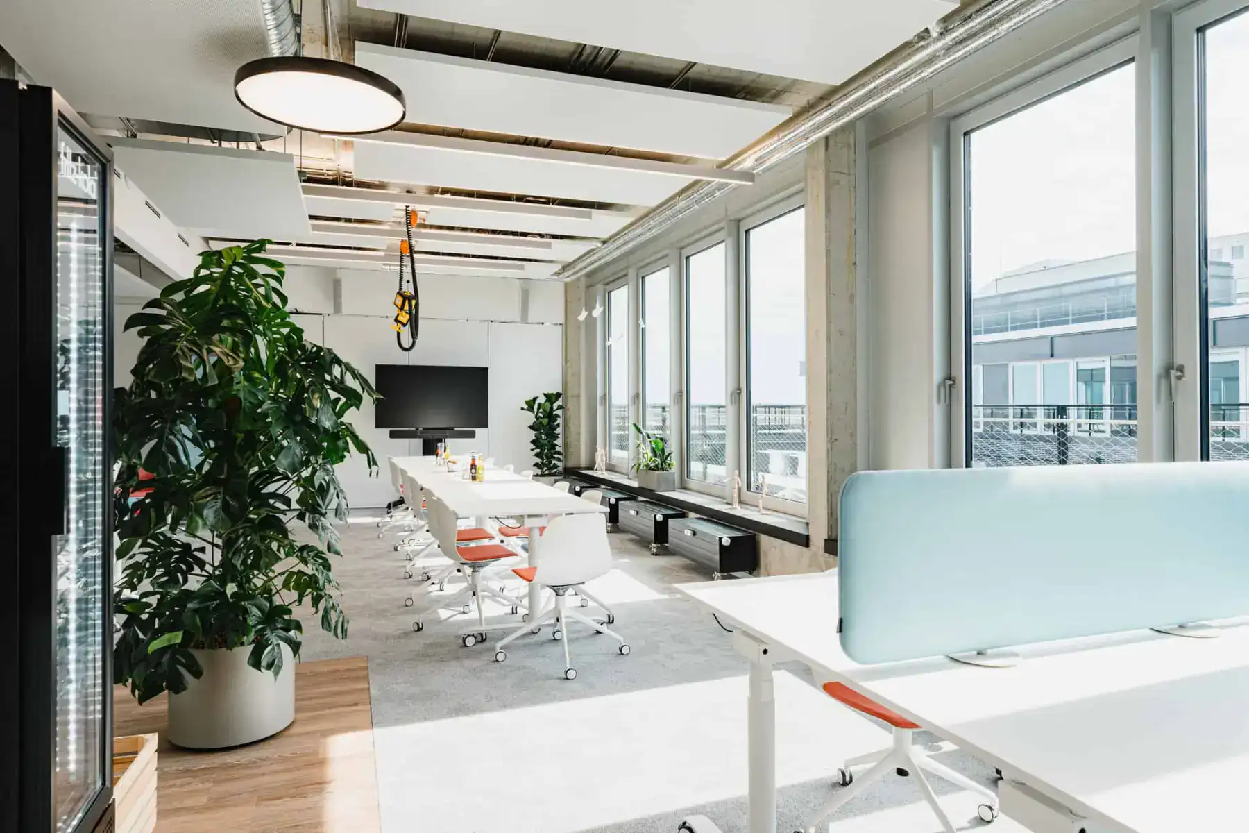 Innovation Space für Meetings, Workshops und Events im Satelliten Soho in München-Obersendling | | 1000 Satellites bietet Eventmöglichkeiten in München, Hamburg und der Region Rhein-Neckar