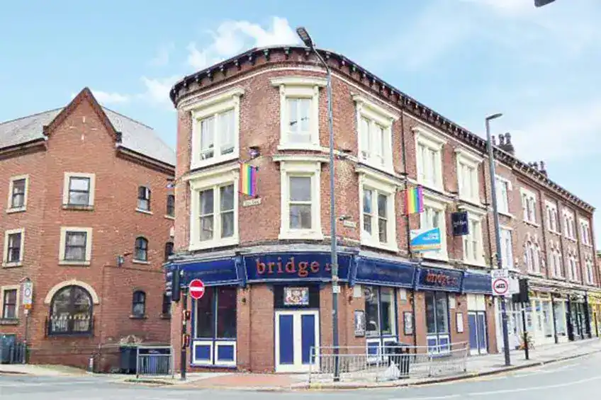 bridge bar leeds west yorkshire