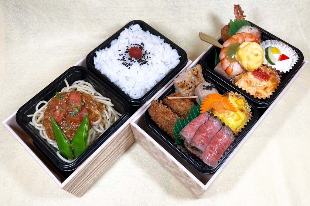お弁当「彦星（ひこぼし）」（税込2,160円）
