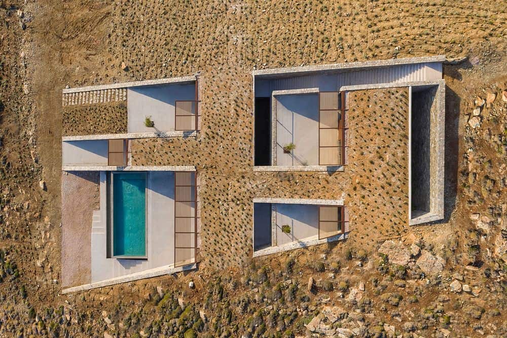 Mold Architects NCaved House