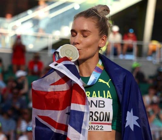 Australia Goes This Way, That Way, Stands Still: A Column by Len Johnson