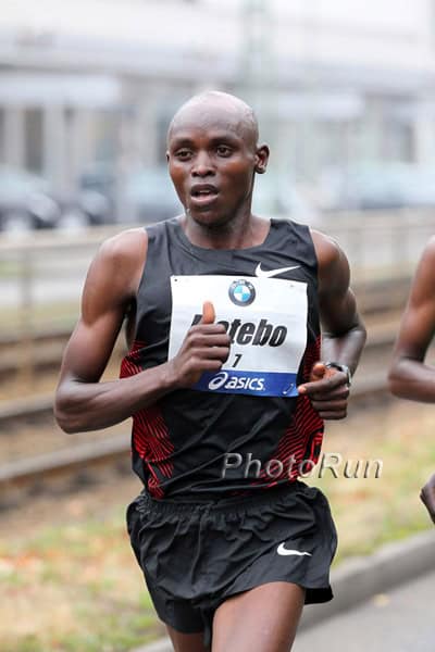 2011 BMW Frankfurt Marathon Frankfurt, Germany October 30, 2011 Photo: Victah Sailer@PhotoRun Victah1111@aol.com 631-741-1865 www.photorun.NET