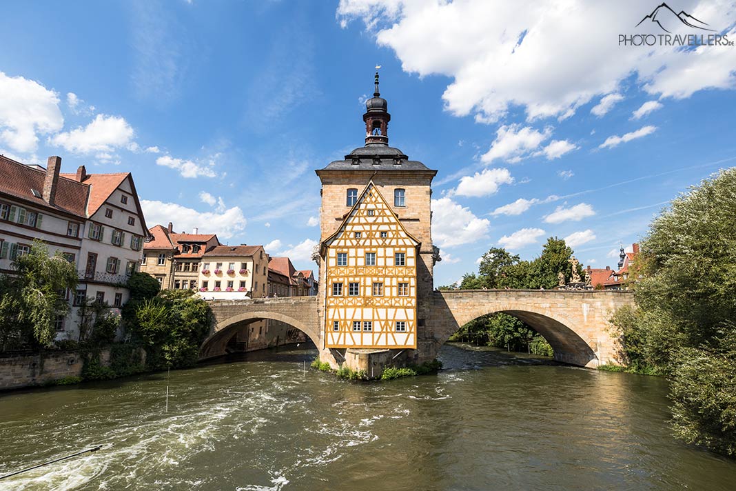 Der Blick vom Geyerswörthsteg auf das Alte Rathaus in Bamberg