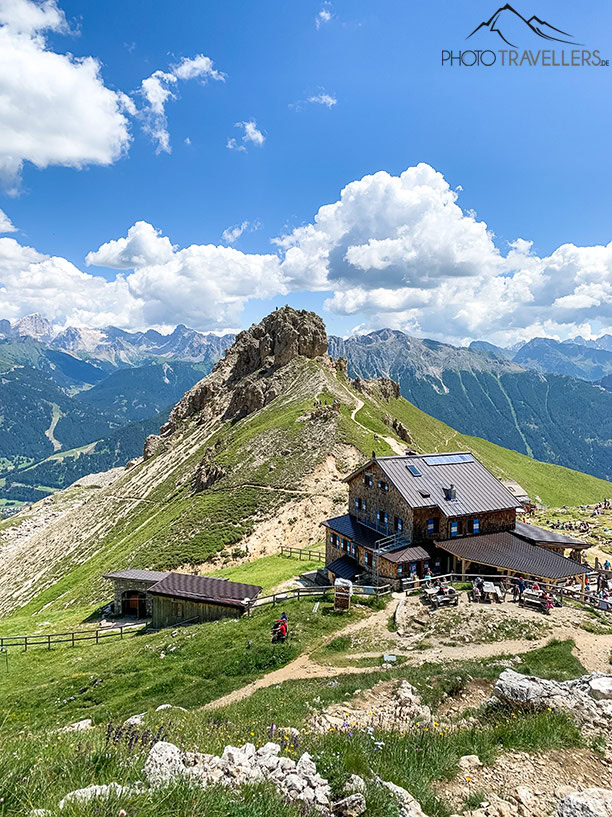 Blick auf die Rotwandhütte