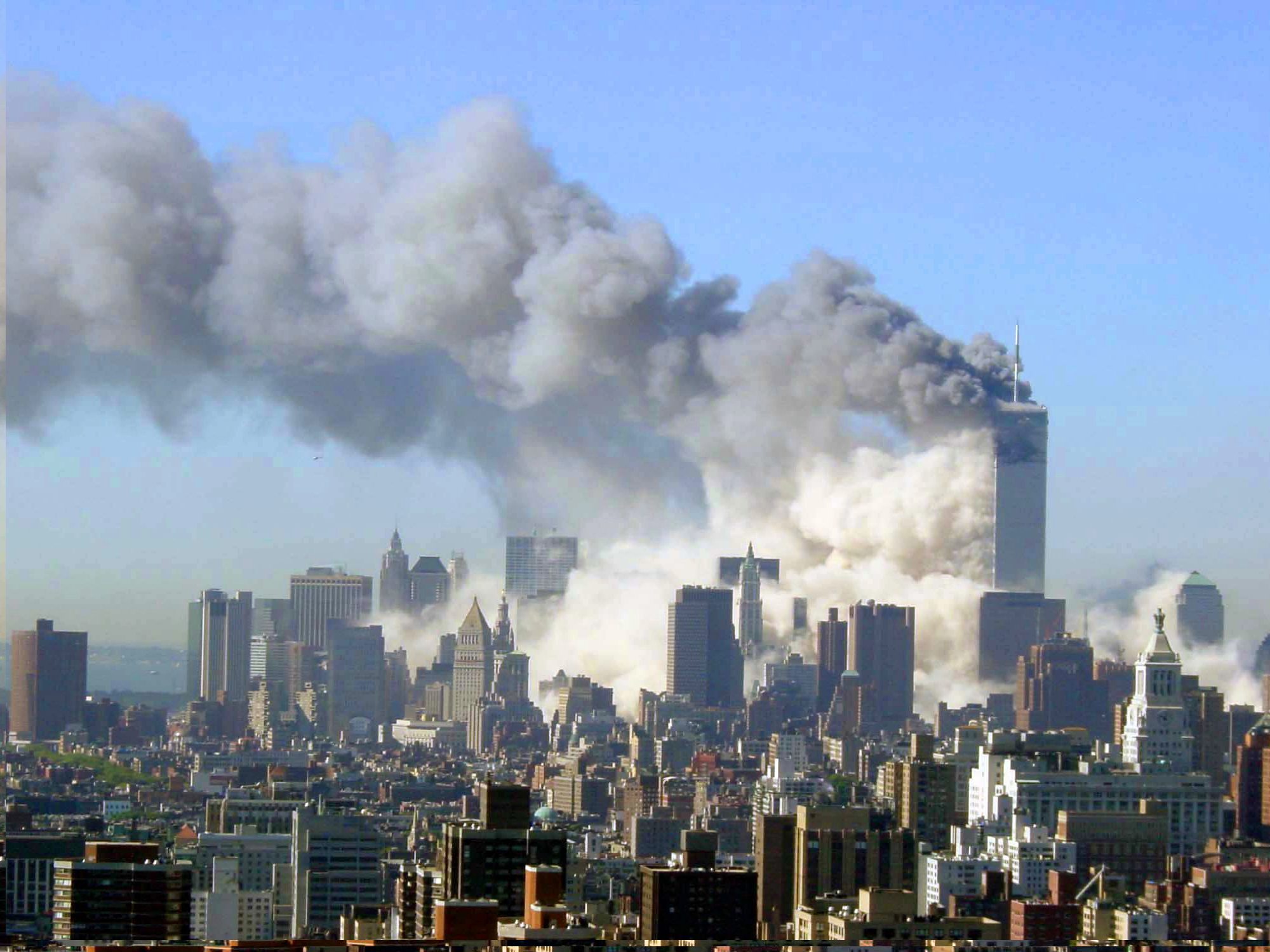 Hier kollabiert der zweite Turm des WTC