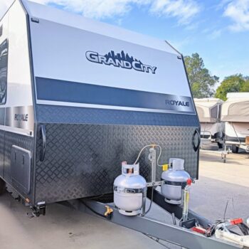 3746-Grand-City-Royale-1-1