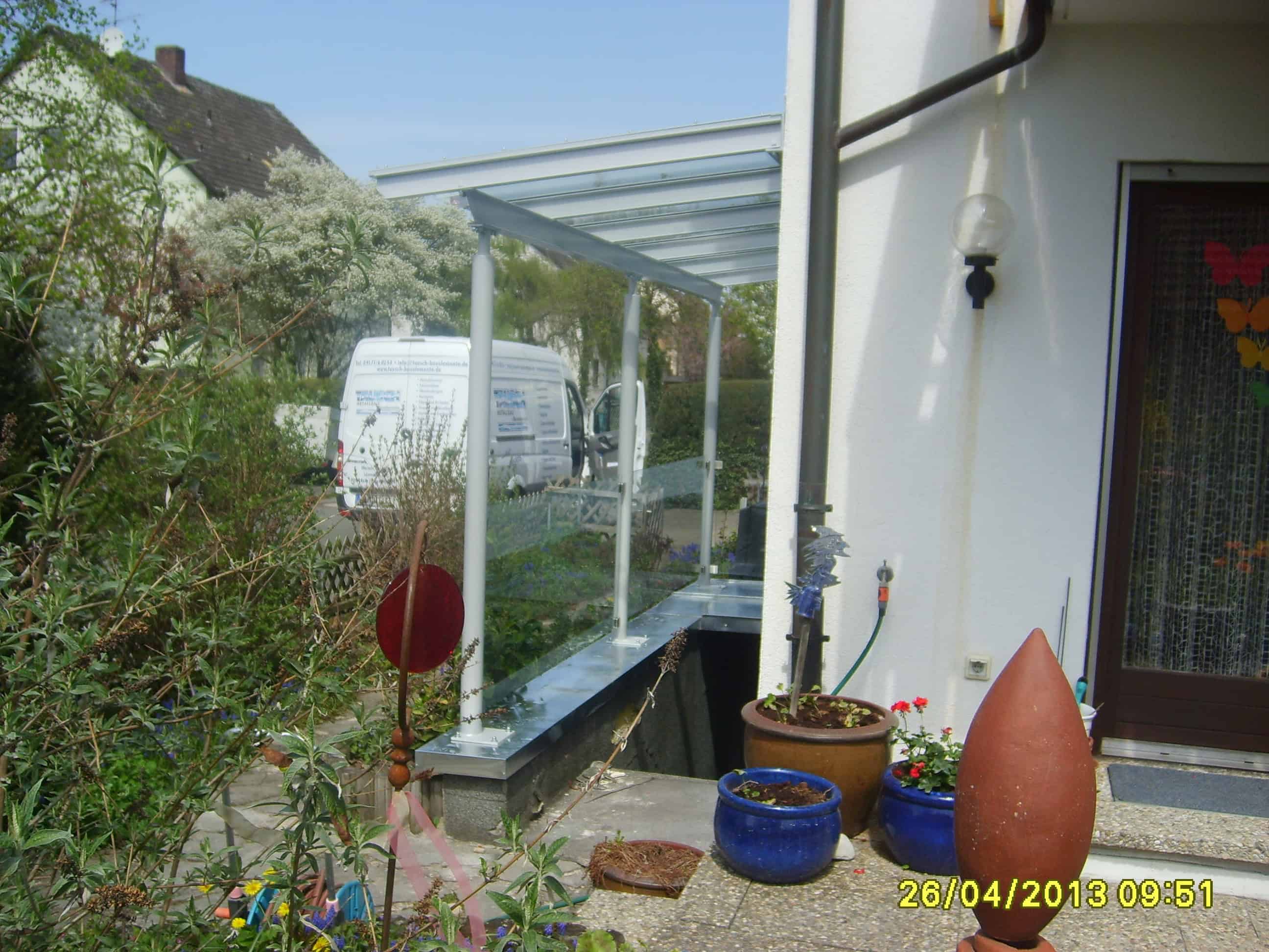 Titanzink Blechabdeckung Dachrinne