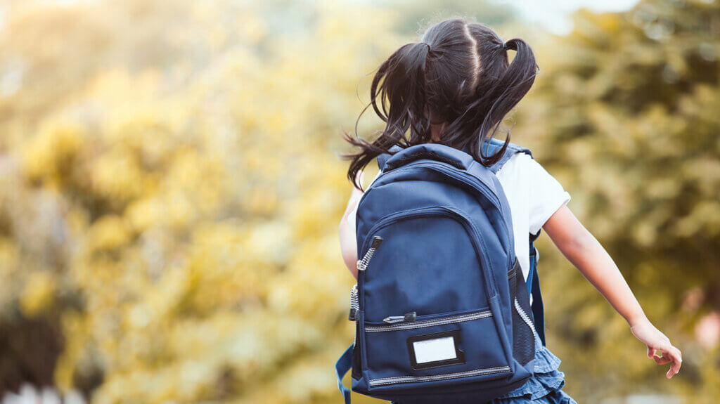Kind mit Rucksack – internationale Kindesentführung und Rückführung nach dem Haager Übereinkommen Kind mit Rucksack – internationale Kindesentführung und Rückführung nach dem Haager Übereinkommen