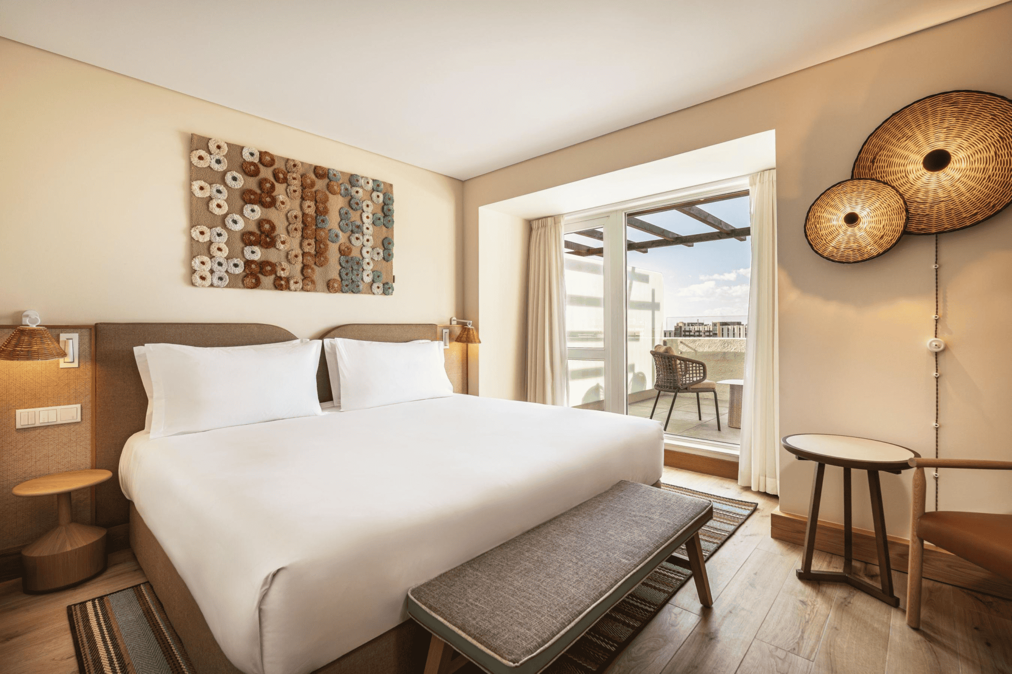 Hyatt Discoverist Benefits: The Complete Guide to World of Hyatt’s Entry Elite Tier 1 Hyatt Regency Vilamoura Algarve Guestroom