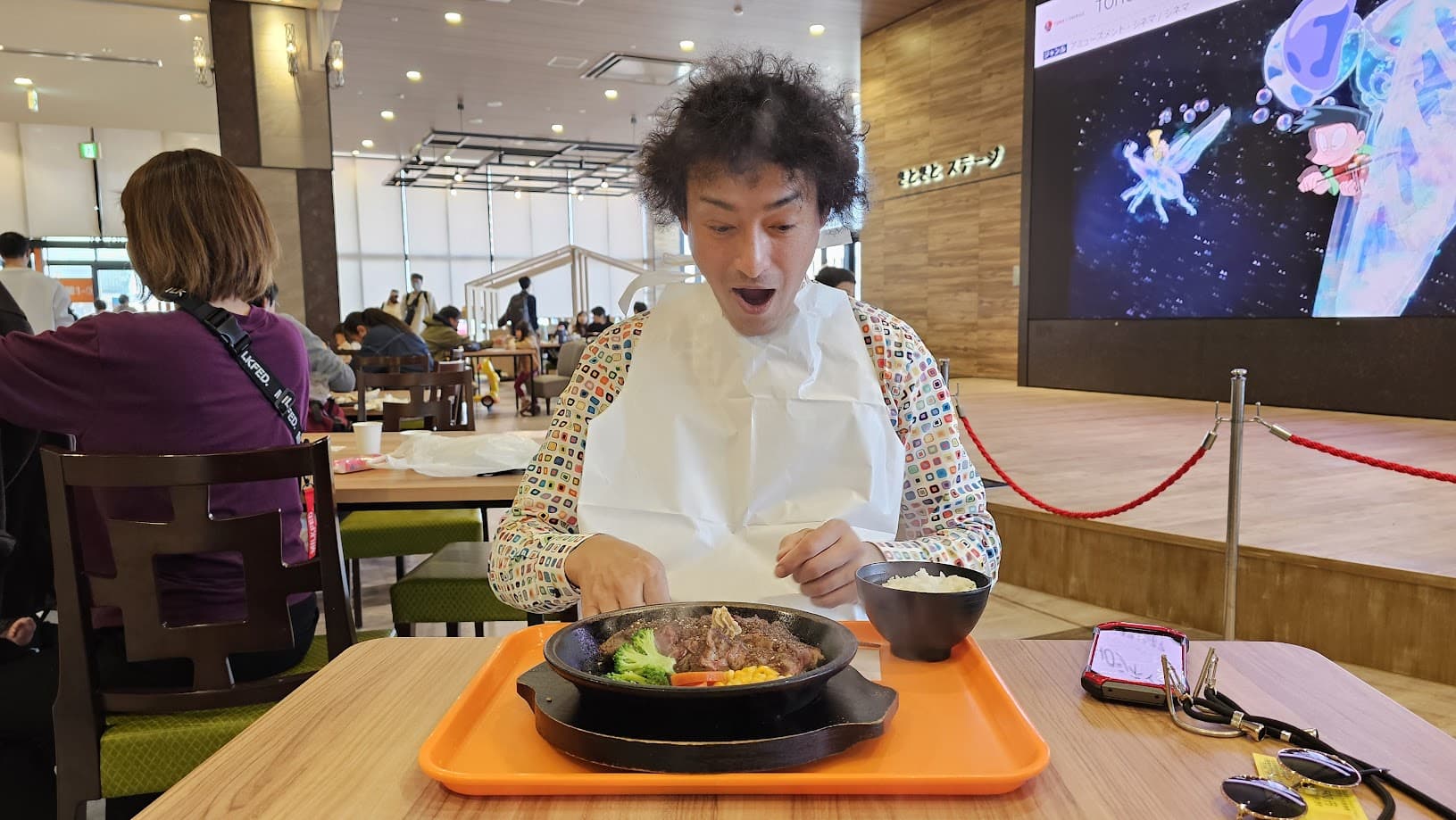 北陸新幹線 金沢敦賀間の開業記念イベント「こどもまんなか のりもの+マルシェ」 10 いきなりステーキ