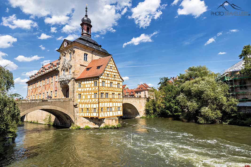 Das Alte Rathaus ist eine der bekanntesten Sehenswürdigkeiten in Bamberg
