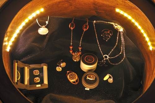 Decimononic jewelry expo at Ithilien - Madrid, Spain Decimononic jewelry expo at Ithilien - Chapinería, Madrid, Spain