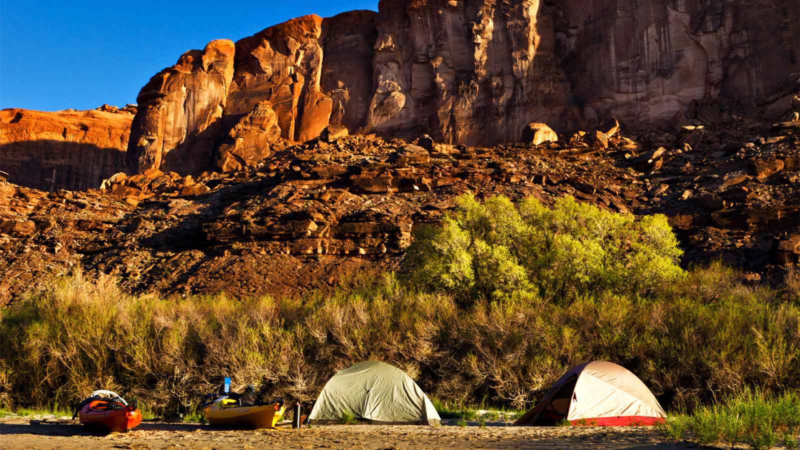 America’s 15 Most Scenic Campsites You’ll Want to Pitch Your Tent On