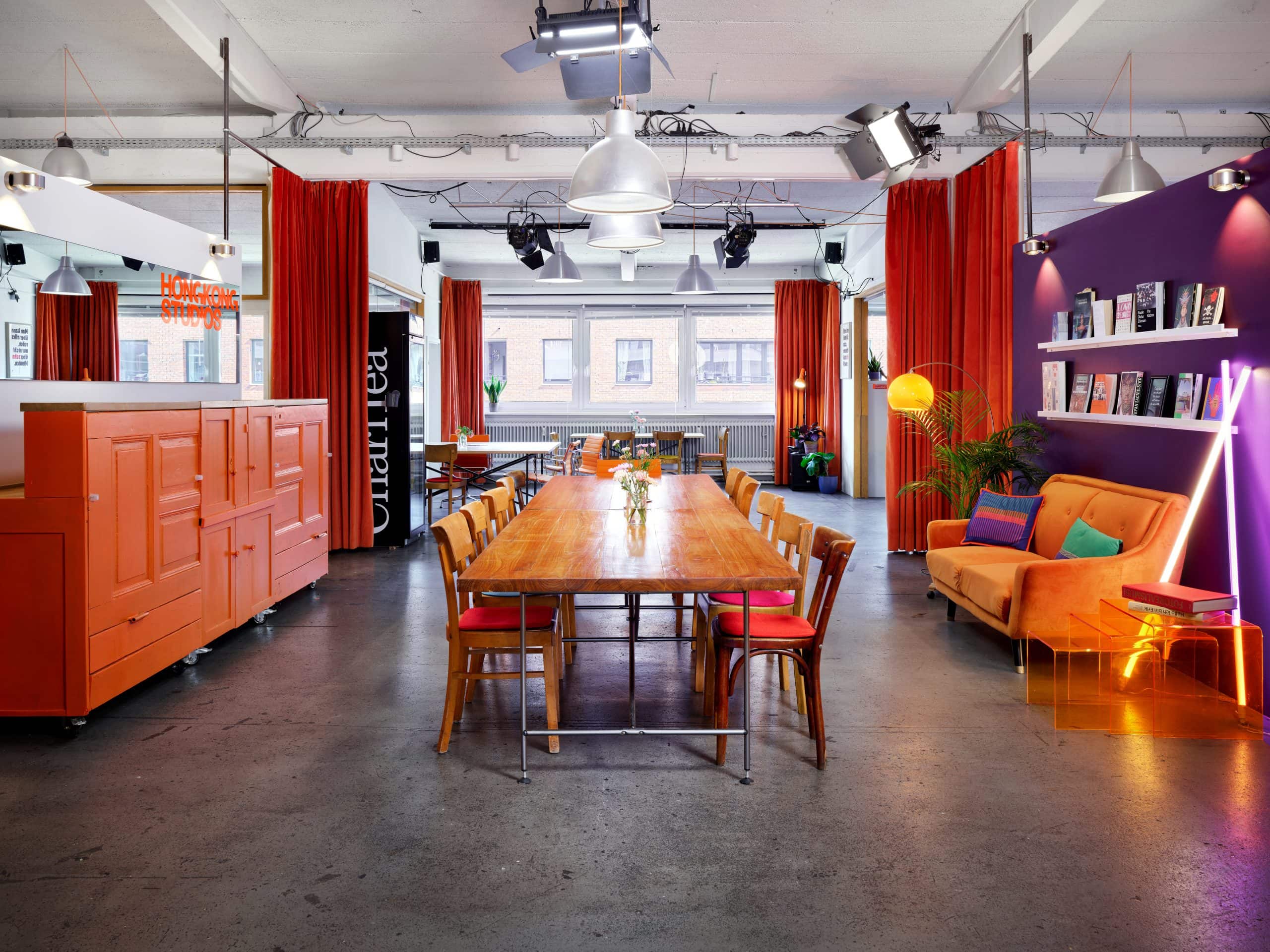 „Foyer“ und „Plenum“