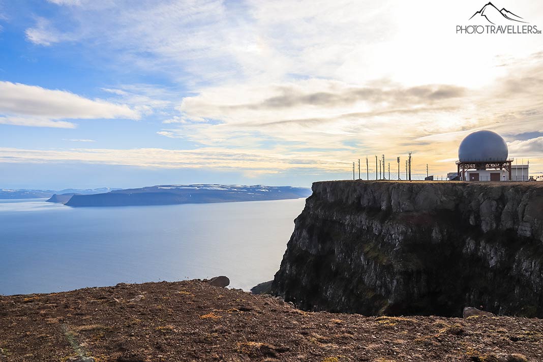 Die Radarstation auf dem Berg Bolafjall